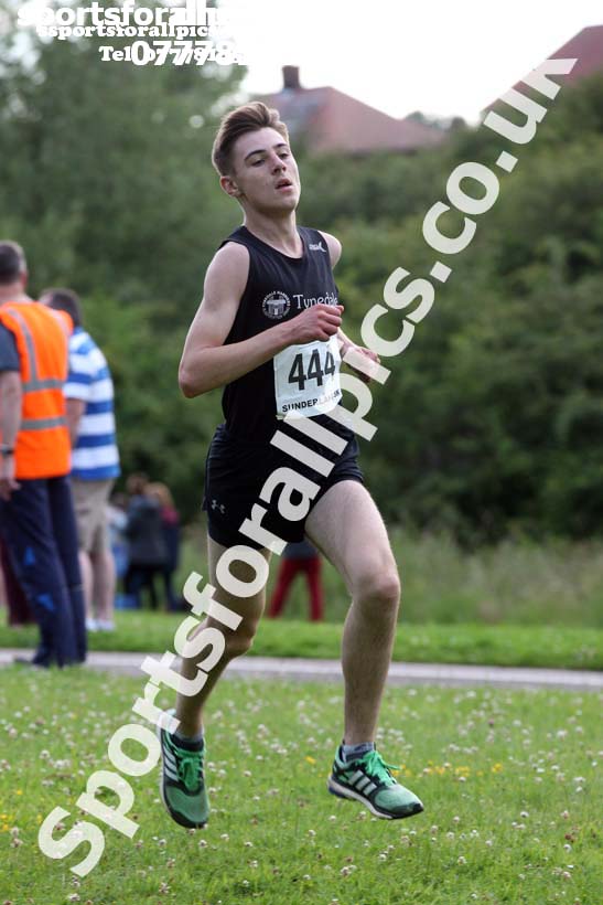 Mens Sunderland 5k Road Race (Northern and North Eastern Champs). Photo: David T. Hewitson/Sports for All Pics